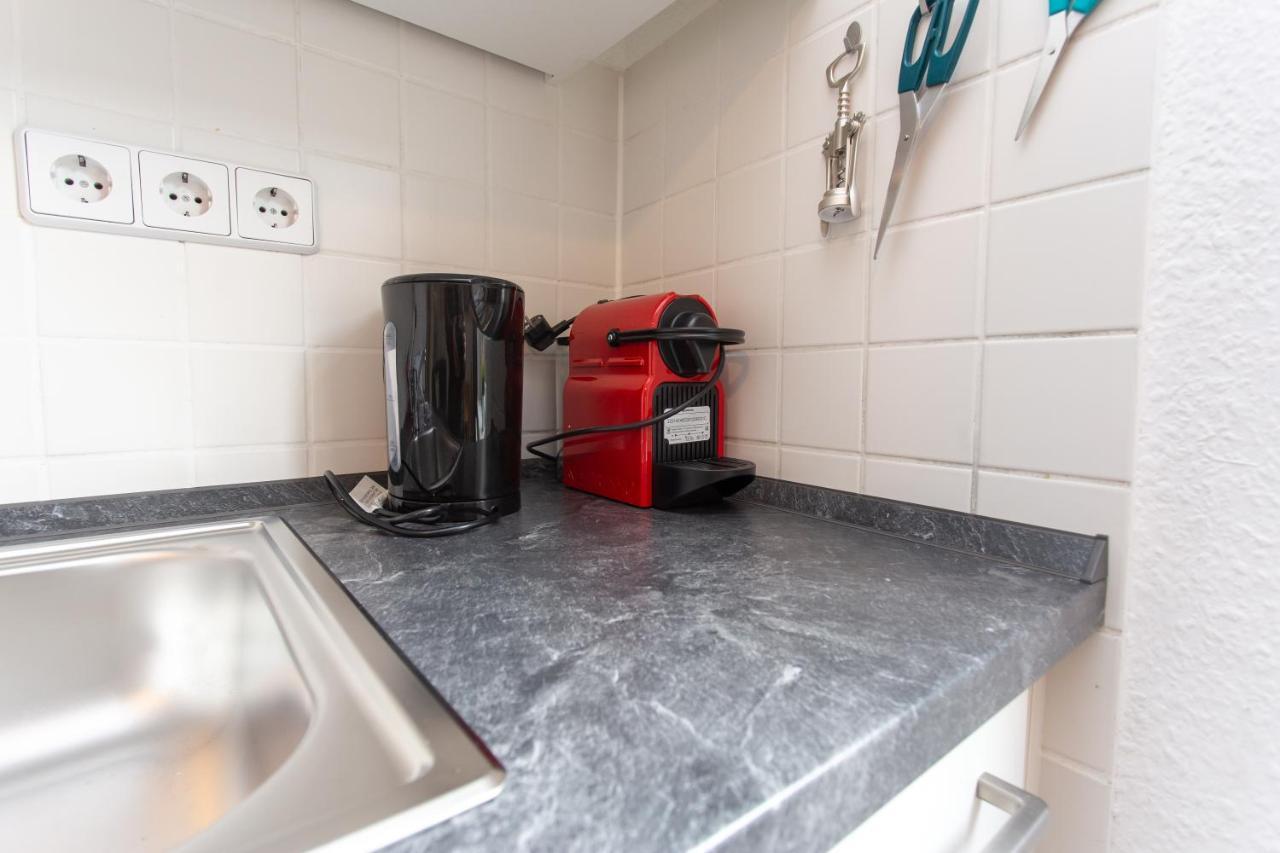 Full House Studios - Ls69 Apartments Halle  Esterno foto