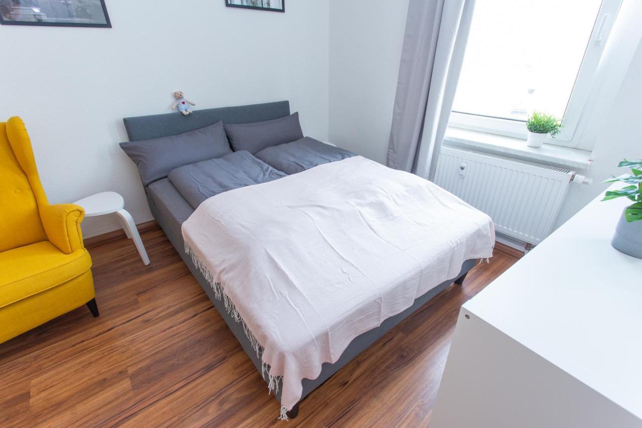 Full House Studios - Ls69 Apartments Halle  Esterno foto