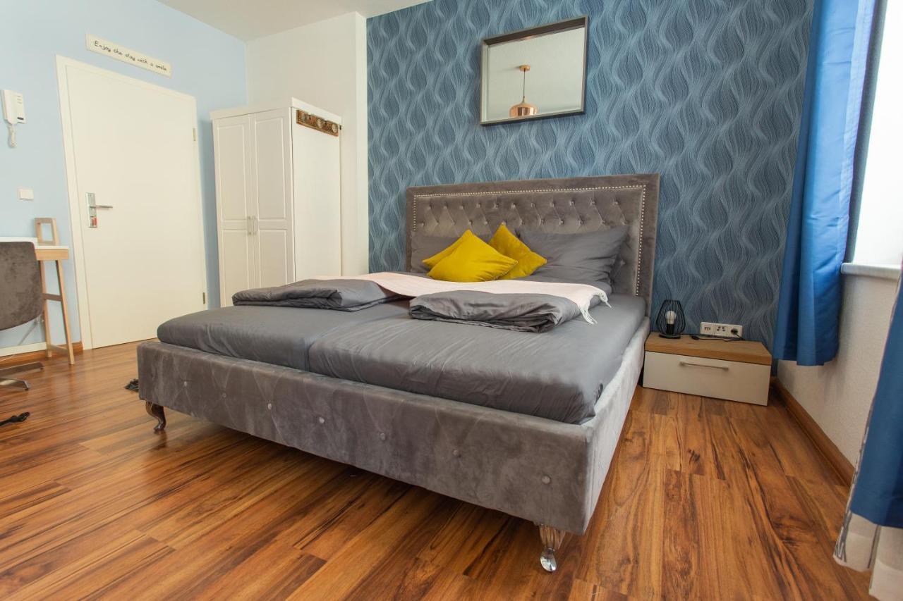Full House Studios - Ls69 Apartments Halle  Esterno foto
