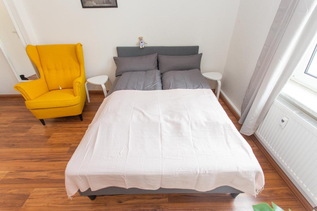 Full House Studios - Ls69 Apartments Halle  Esterno foto