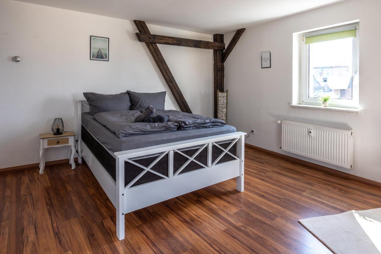Full House Studios - Ls69 Apartments Halle  Esterno foto