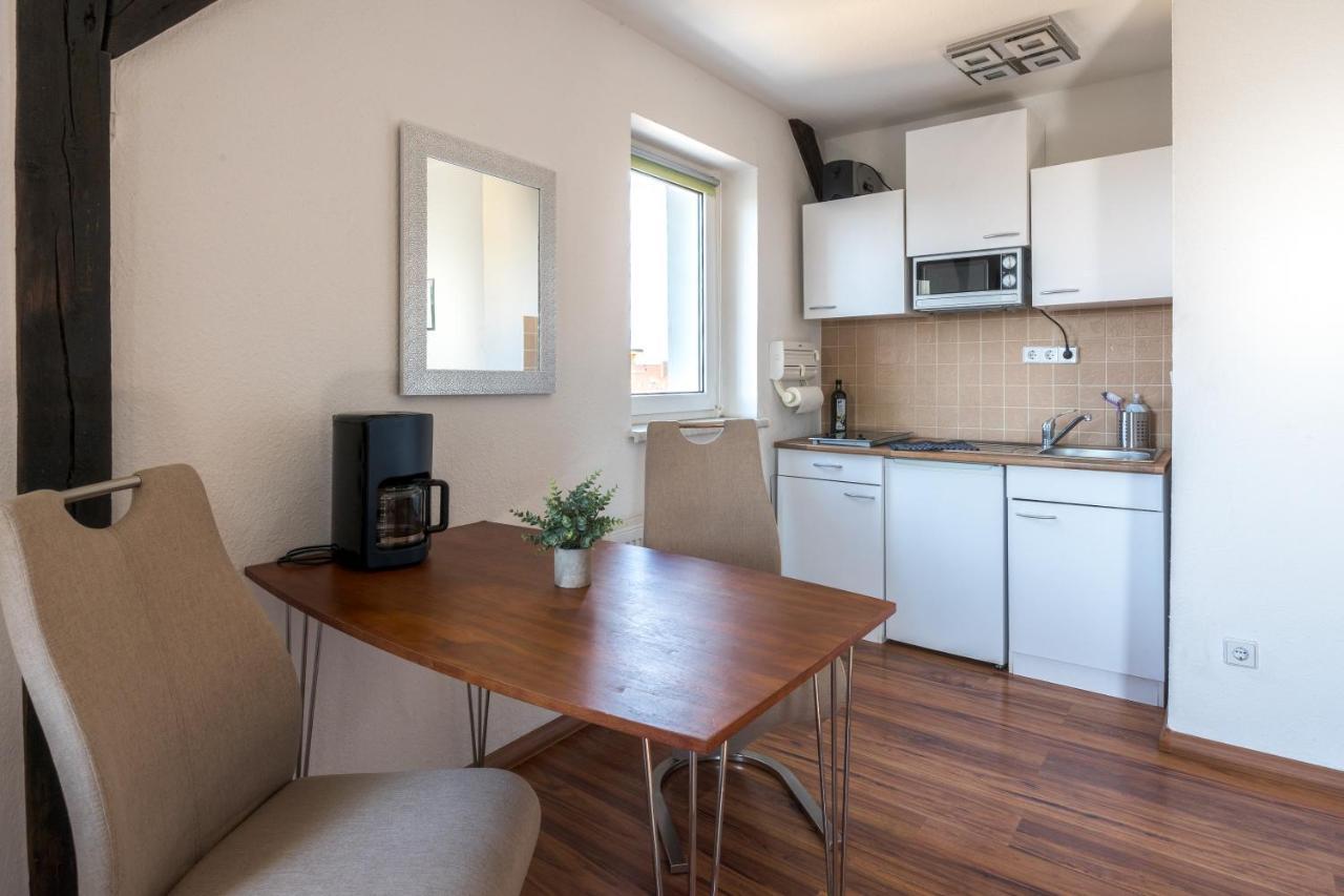 Full House Studios - Ls69 Apartments Halle  Esterno foto