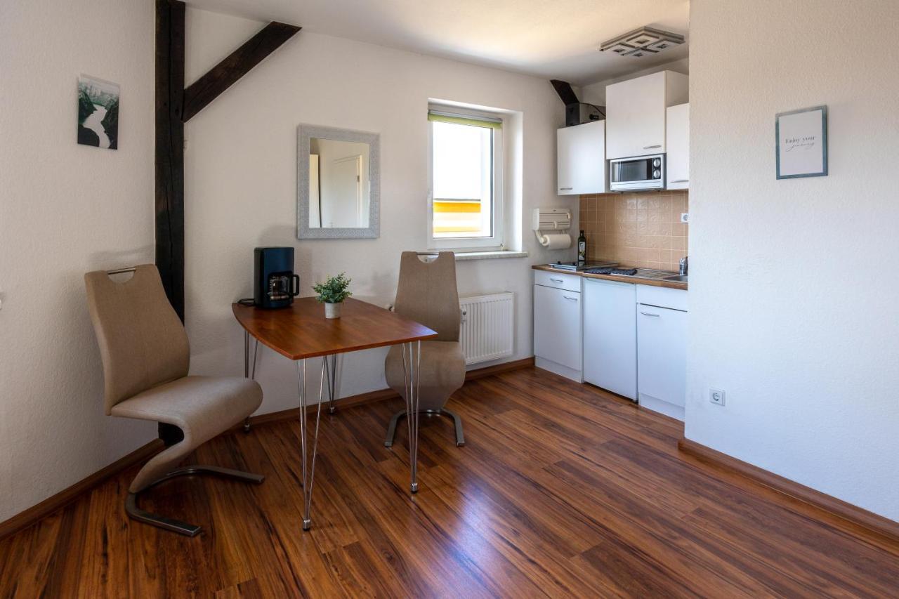 Full House Studios - Ls69 Apartments Halle  Esterno foto